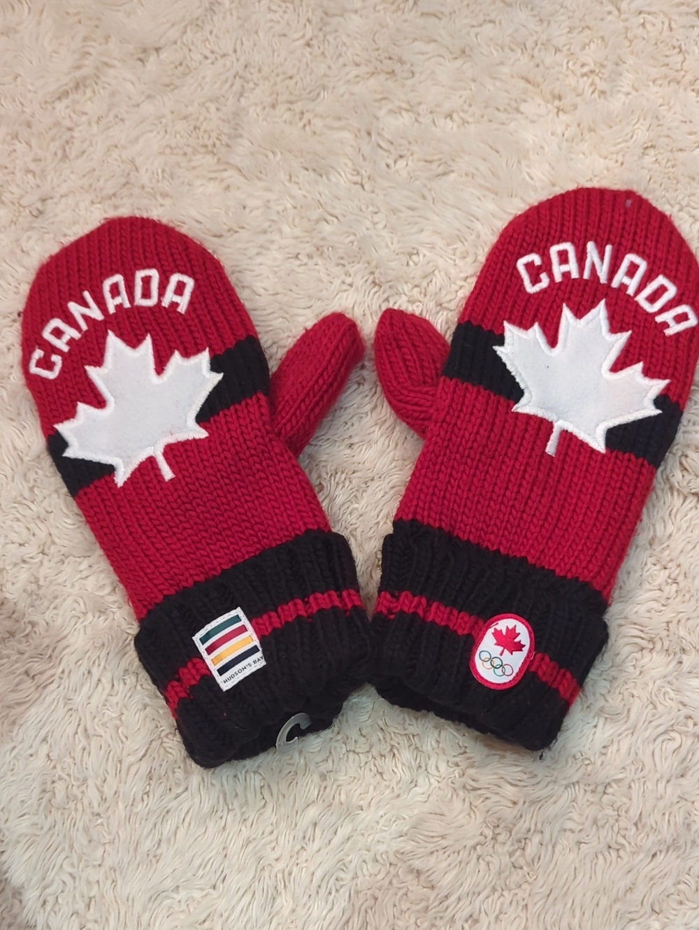 Canada Red & Black Knit Mittens with Maple Leaf
